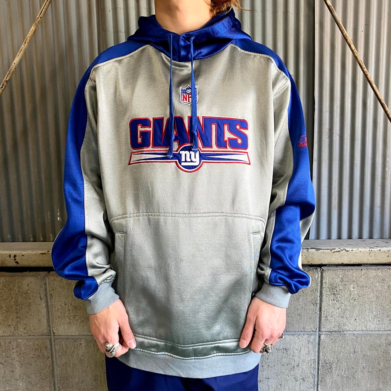 Reebok リーボック NFL チーム系 スウェットパーカー メンズXL 古着 NEW YORK GIANTS ニューヨークジャイアンツ  プルオーバー シルバー×ブルー【パーカー】 | cave 古着屋【公式】古着通販サイト