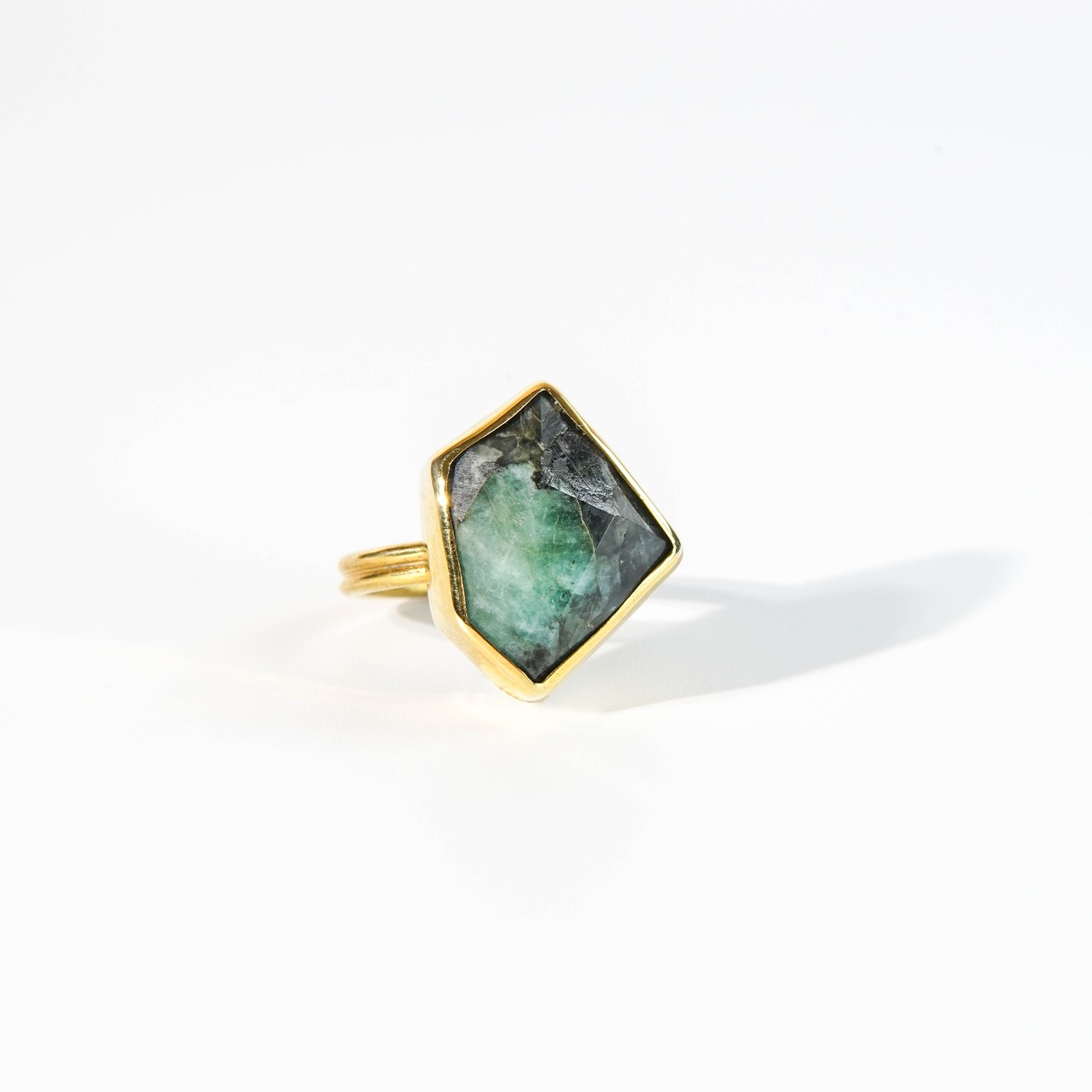 【free size】エメラルド リング（No.43)