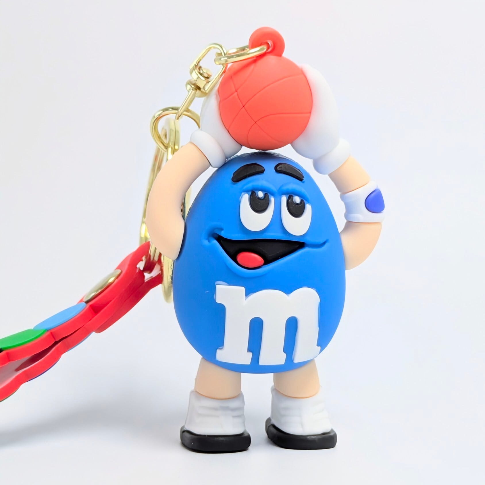 【 m&m's  ( エムアンドエムズ )  】3D Rubber KeyHolder / 3Dラバーキーホルダー バスケットボール / BLUE〚アメリカン雑貨 アメトイ〛