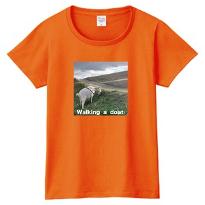 ヤギのお散歩　０4tシャツ