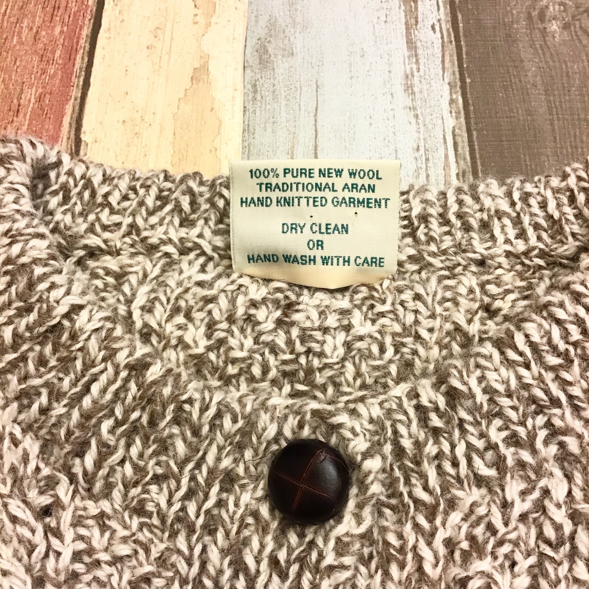 お値下げ！みなとのてんらんかいJanette Murray ウールカーディガン Janette Murray Beige Fisherman Knit Cardigan | インポート古着