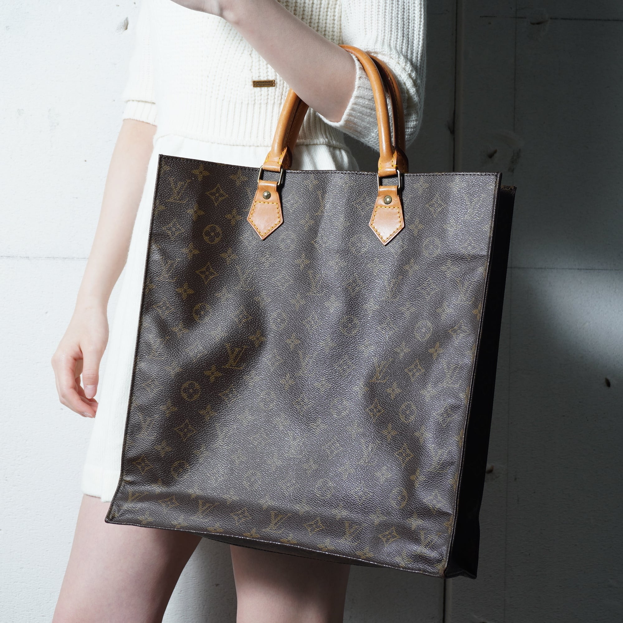 LOUIS VUITTON】ルイヴィトン サックプラモノグラムトートバッグ brown