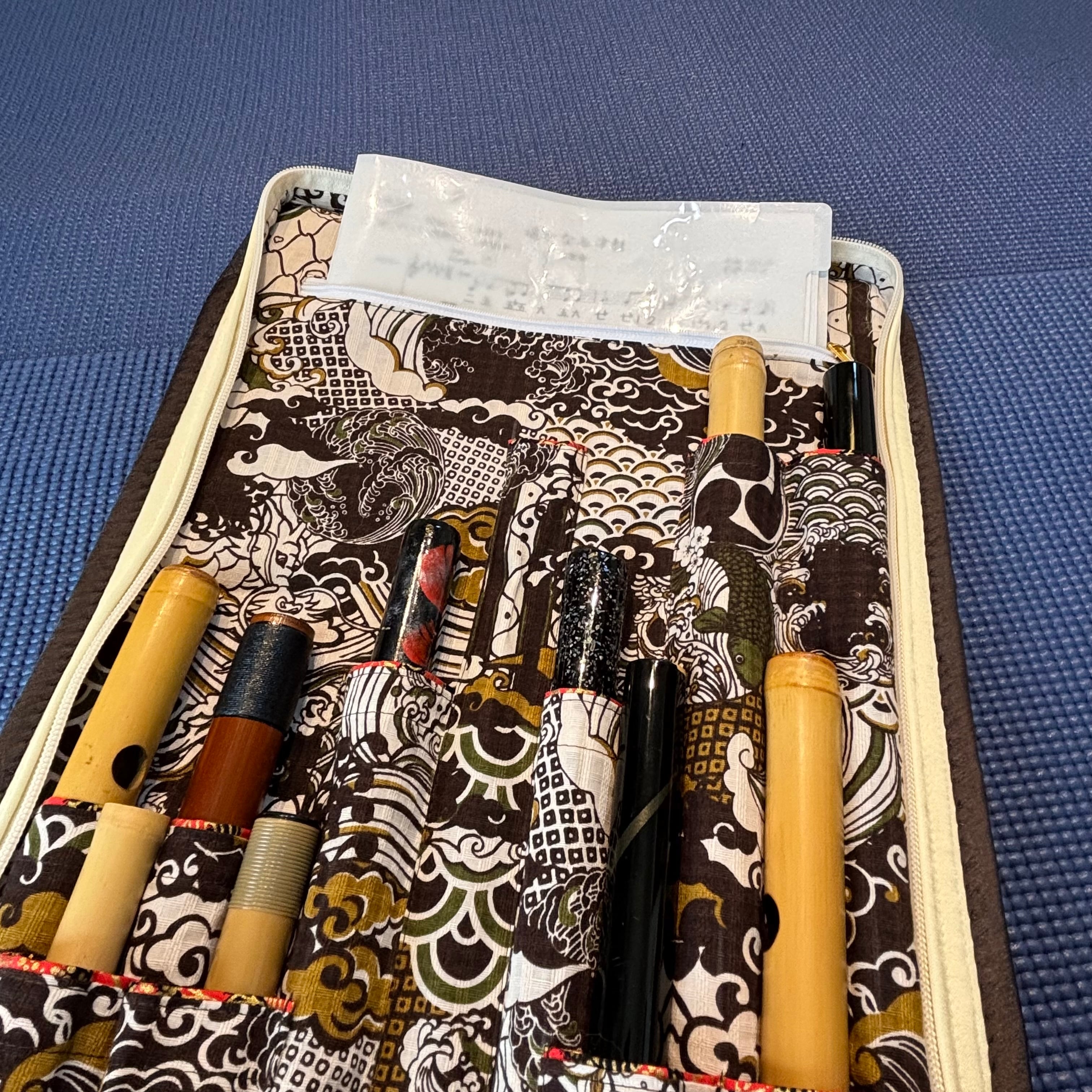 譜面も入れれる10本入れ笛袋！一点モノ♪長さ65センチまで入る笛袋