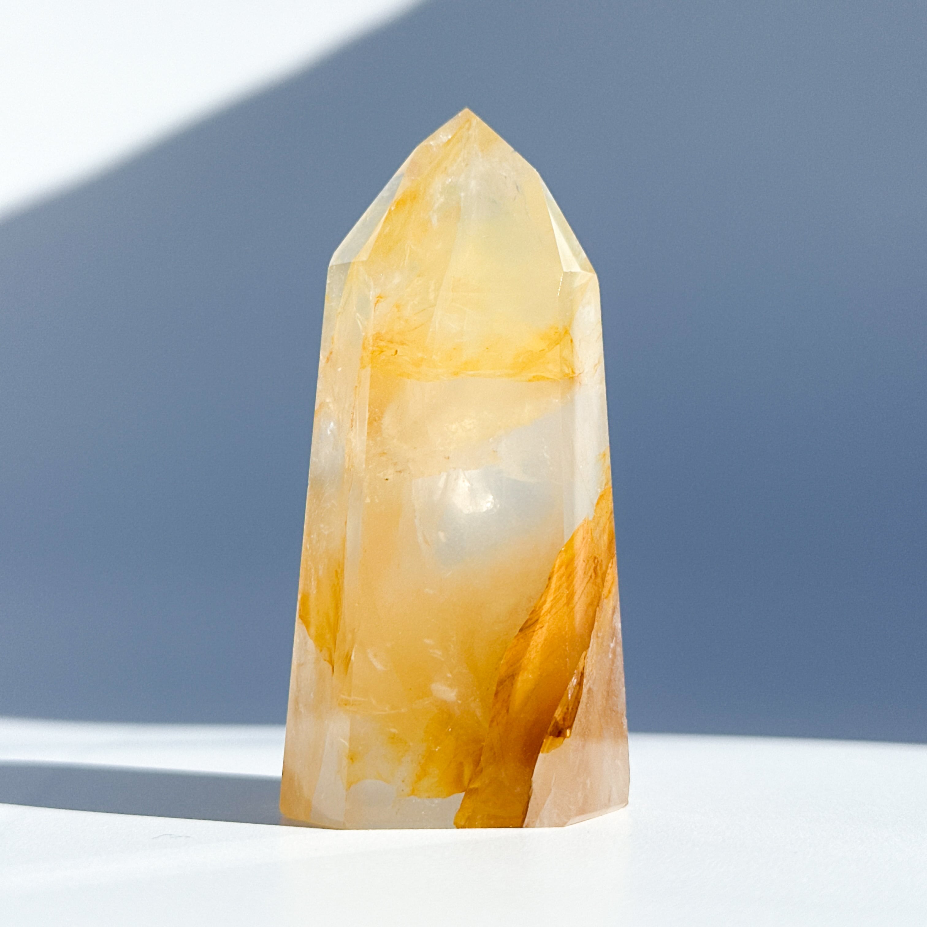 ゴールデンヒーラー クォーツ 原石 水晶 鉱物 希少石 天然石 ゴールデンヒーラー クォーツ 原石 水晶 鉱物 希少石 天然石