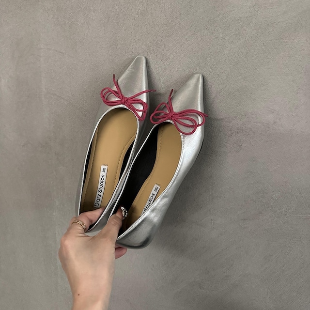 pointed toe ribbon flat pumps