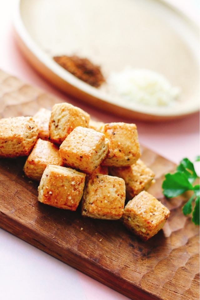 宮崎県産無農薬小麦のプレミアムミニスコーン（パルメザンチーズ）