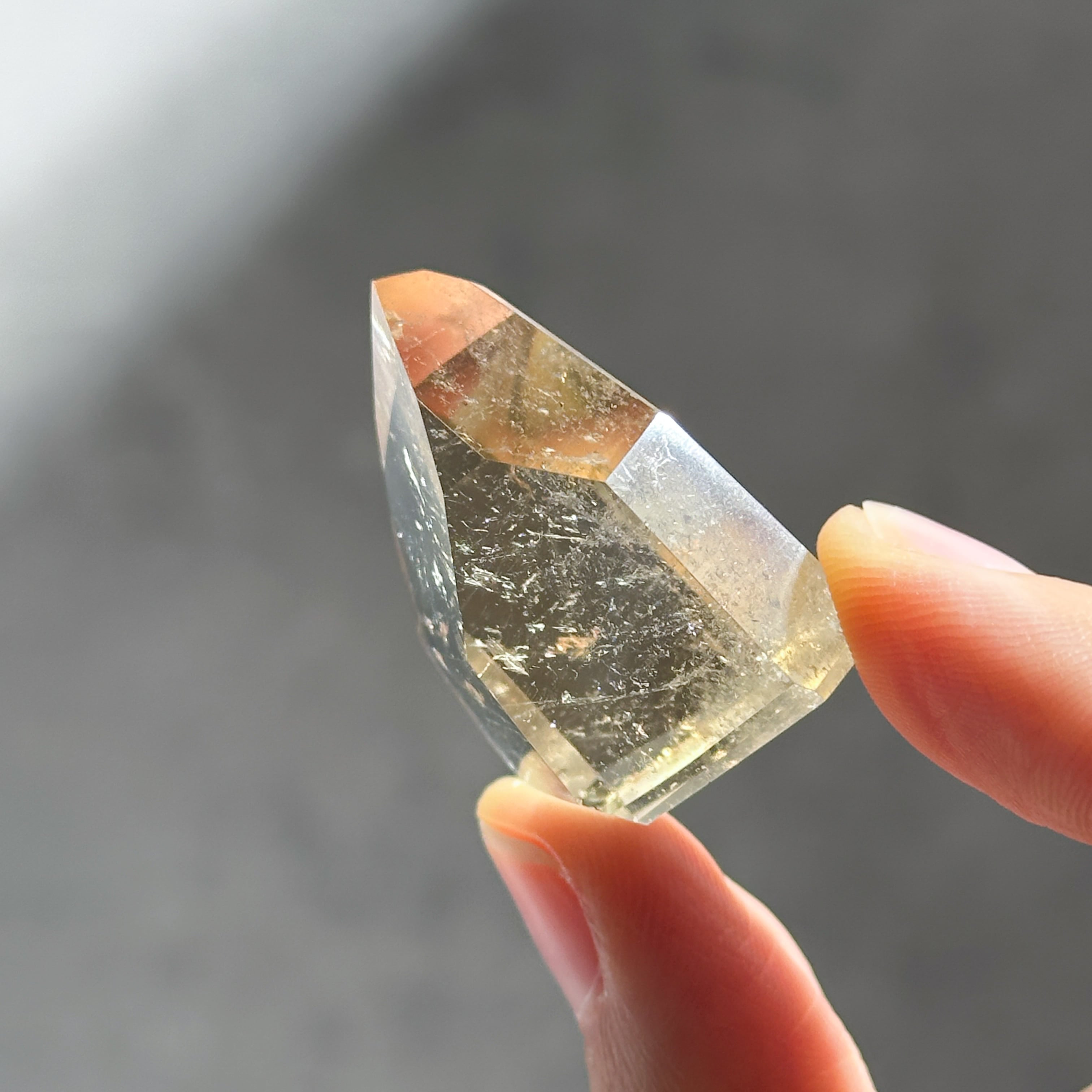シトリン（黄水晶） タワー3個set 24◇ Citrine ◇ 天然石・鉱物