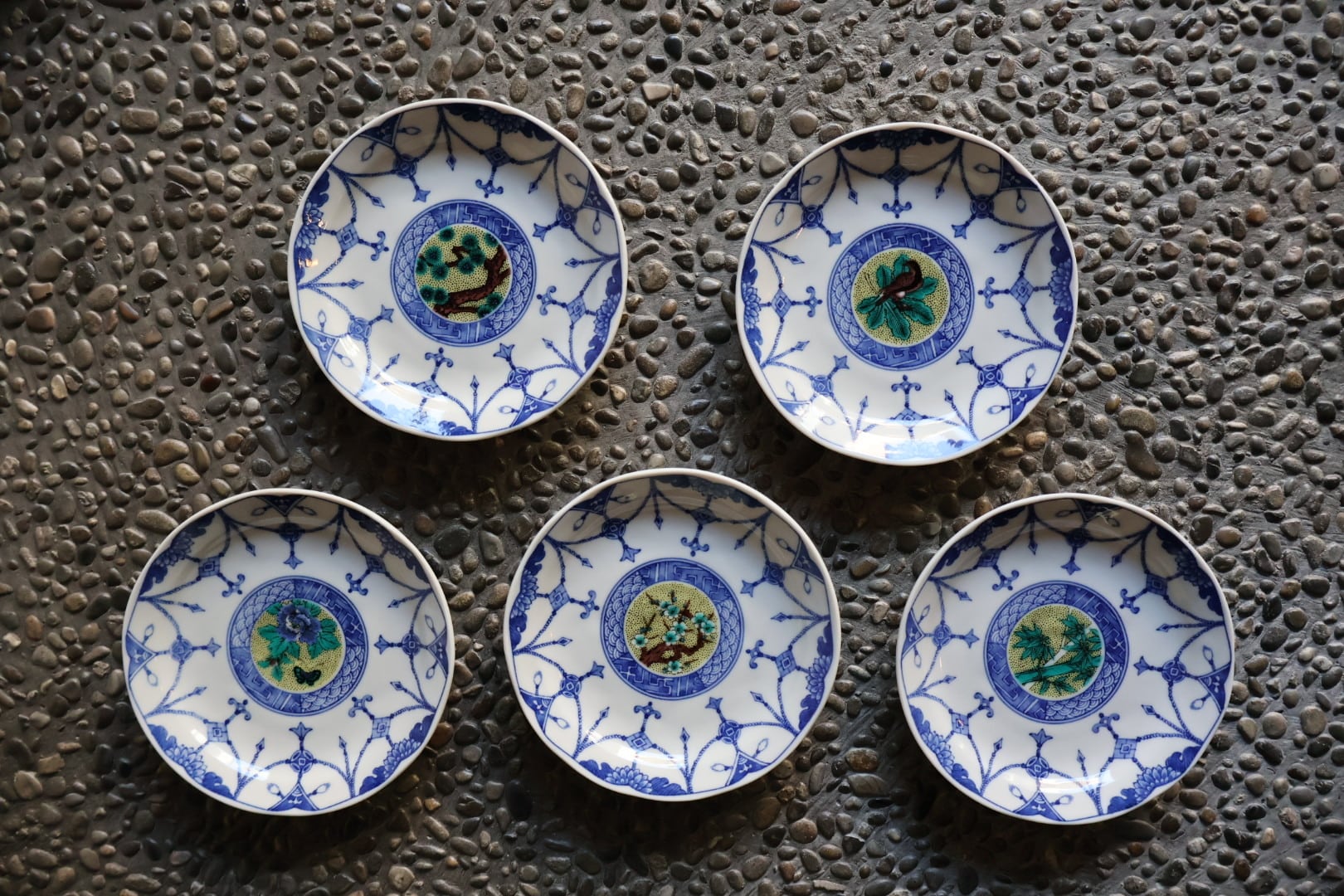 九谷焼 4.5号皿揃 吉田屋絵変り | うつわ通販 土岐陶器店 / ONLINE SHOP