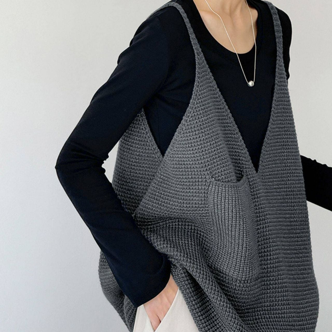 ゆったりニット風Vネックベスト Ln00456