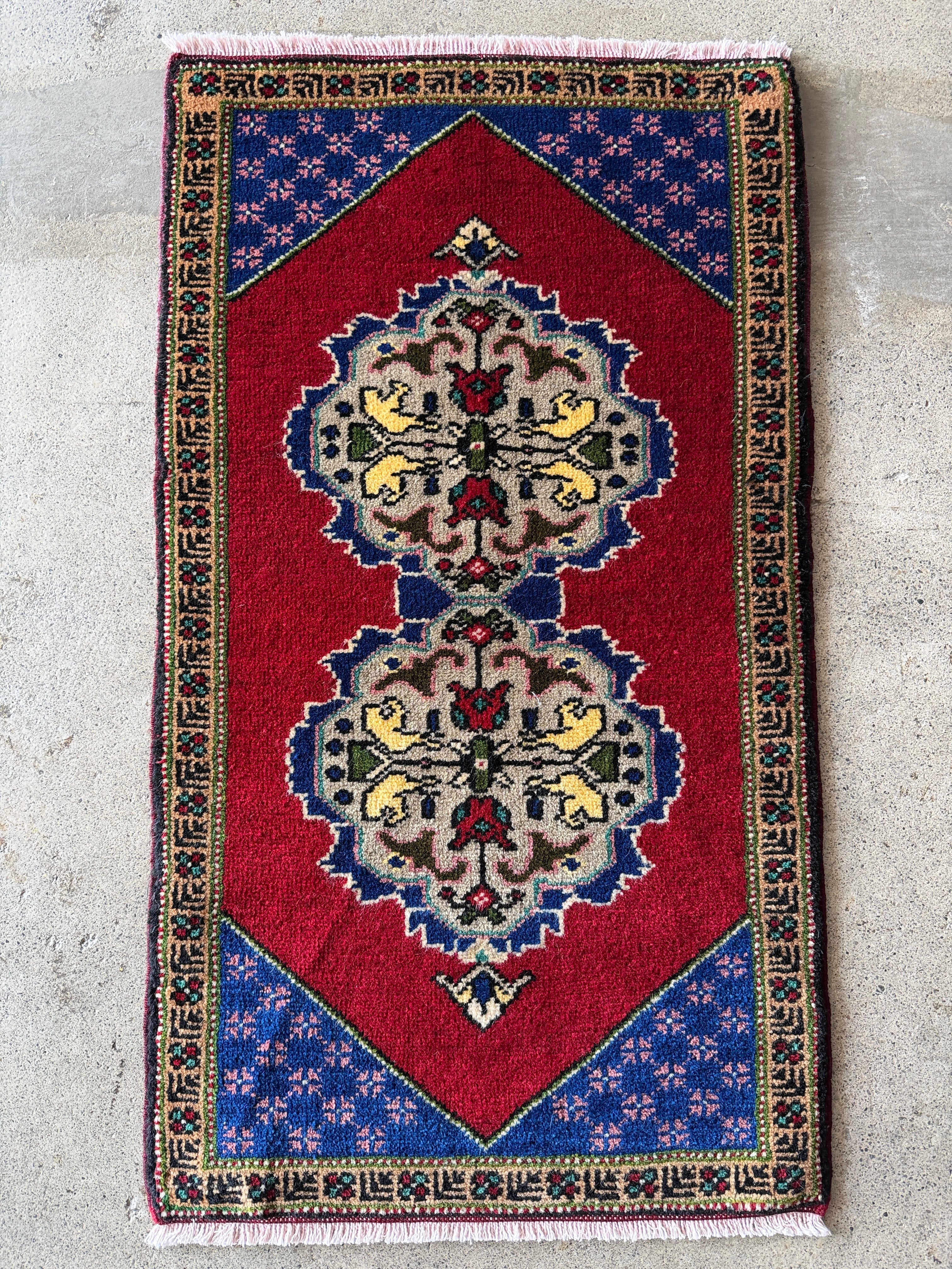 Antiques&Crafts880