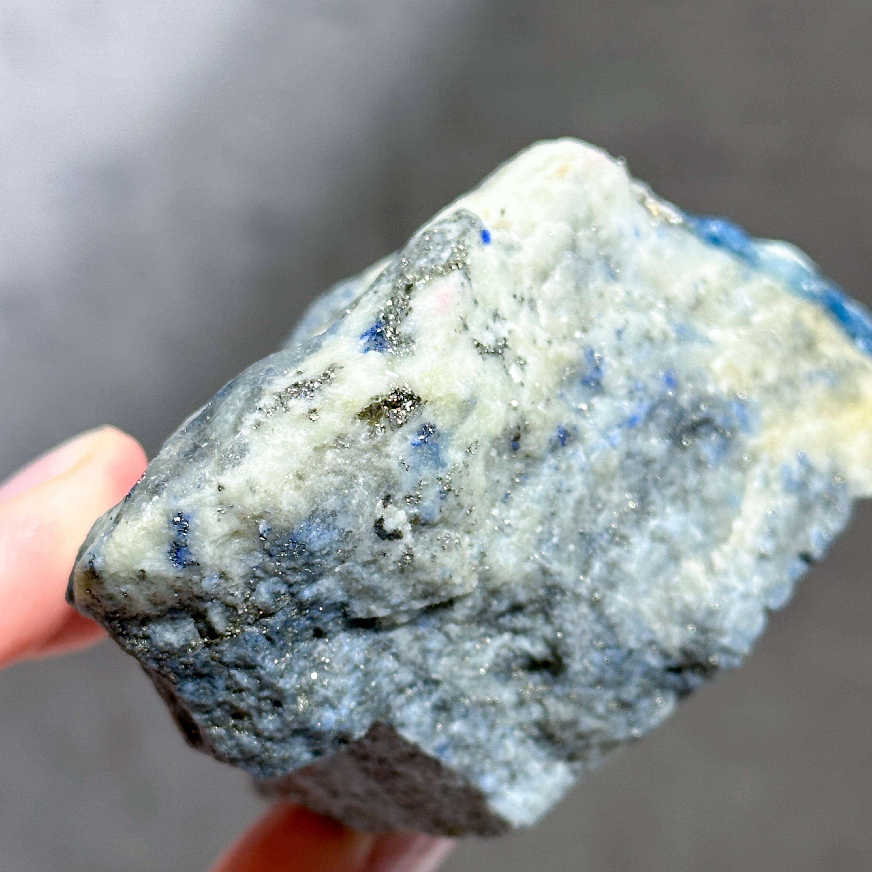 蛍光◎アフガナイト 原石74◇Afghanite◇ 天然石・鉱物