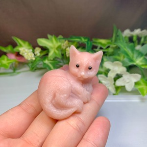 24.ピンクオパール猫・インテリア