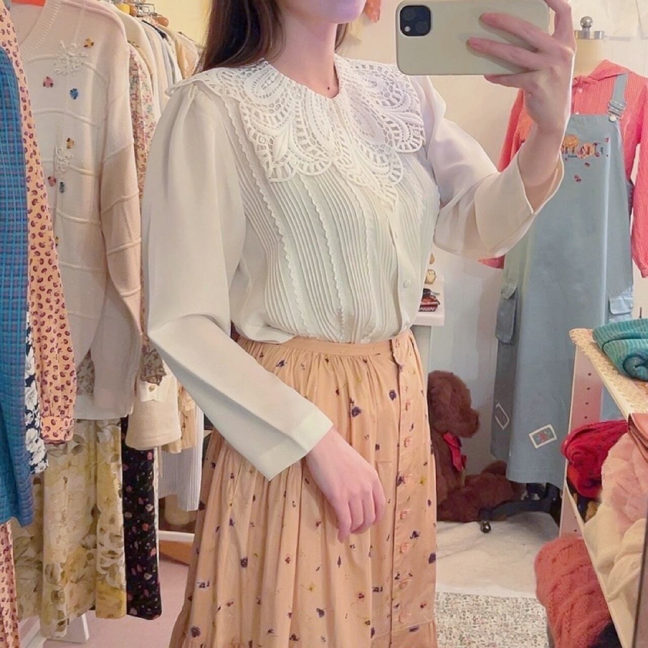 cream big lace collar blouse