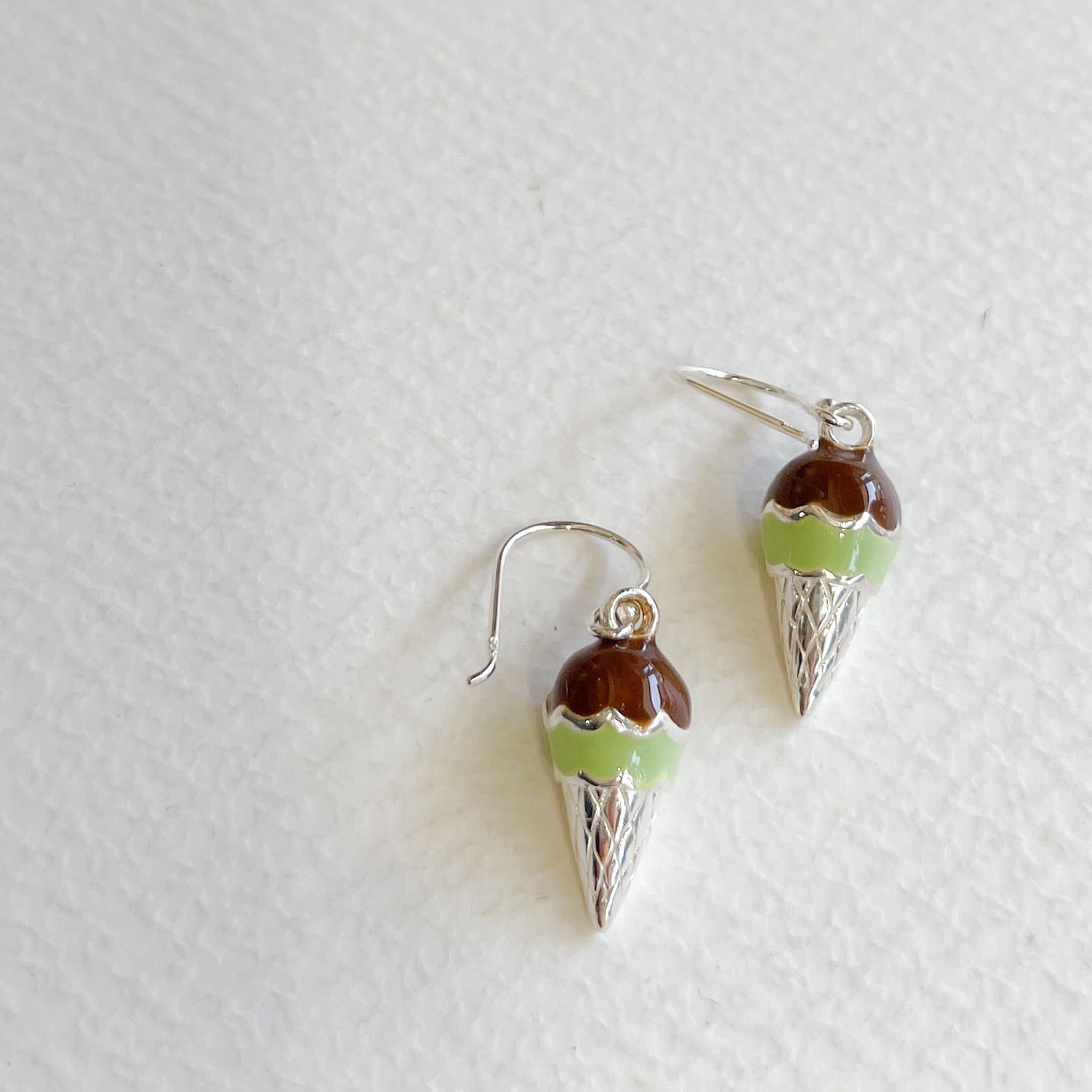 Lagoon Original アイスクリーム フックピアス