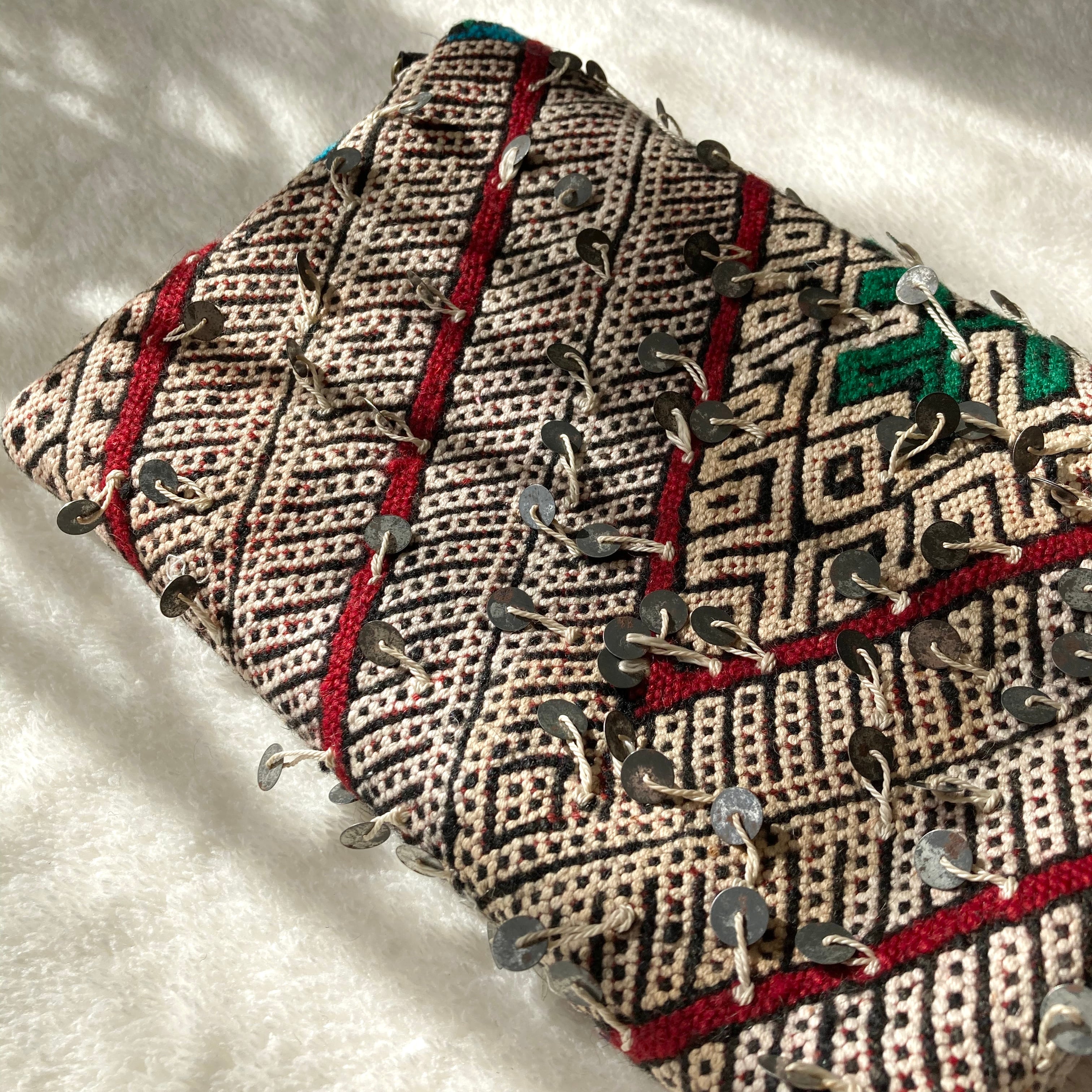 old kilim clutch bag / モロッコ オールドキリムのクラッチバッグ
