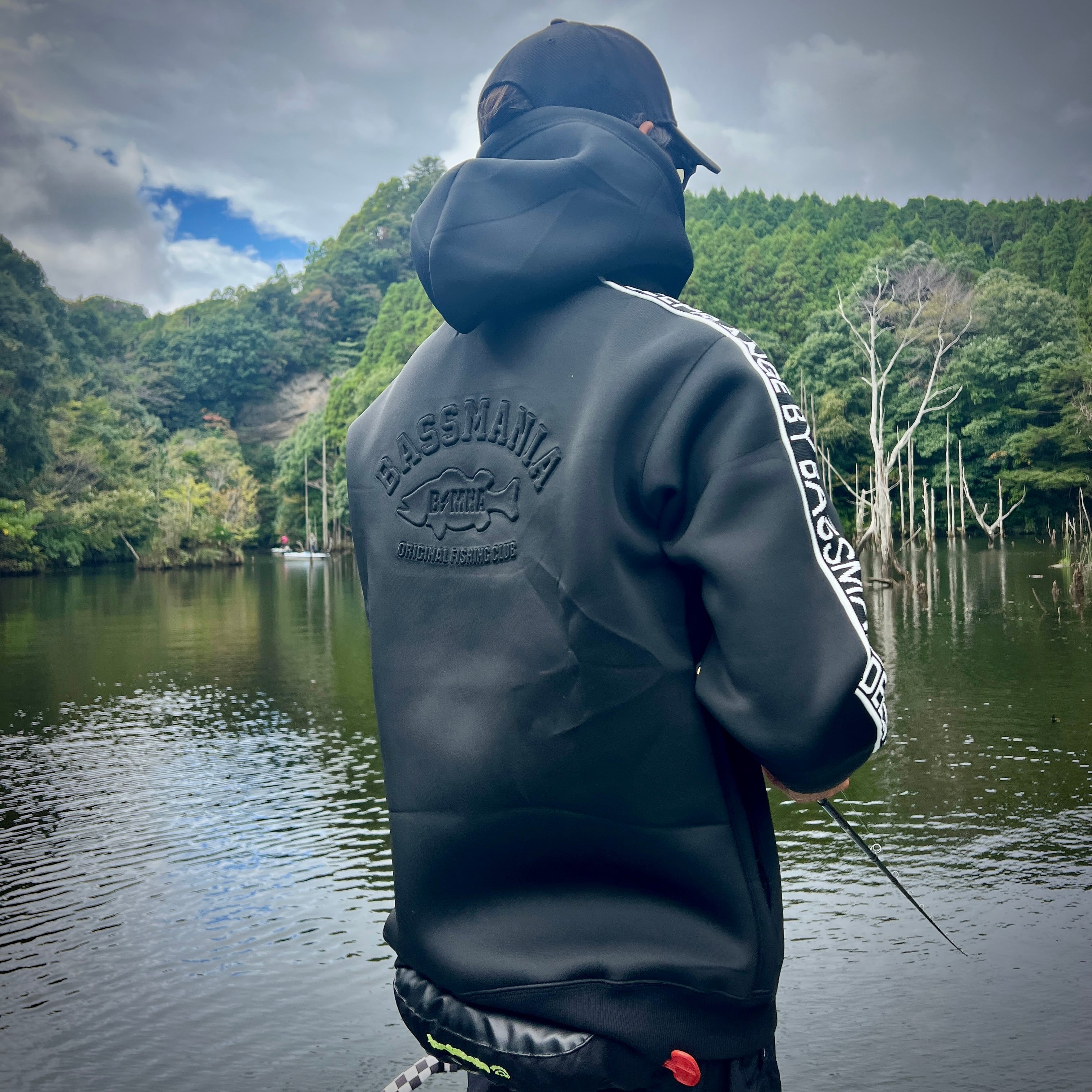 Emboss Logo Sponge Bonding Zip ［BLK］［LIMITED］ | bassmania.jp