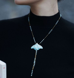 蒼月標本　月夜の蛾のネックレス  M25158