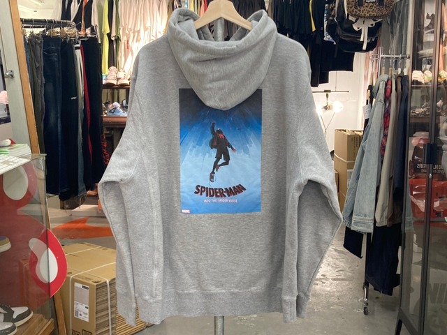 ALWAYS OUT OF STOCK × SPIDER-MAN PULLOVER HOODIE GREY XL 33289