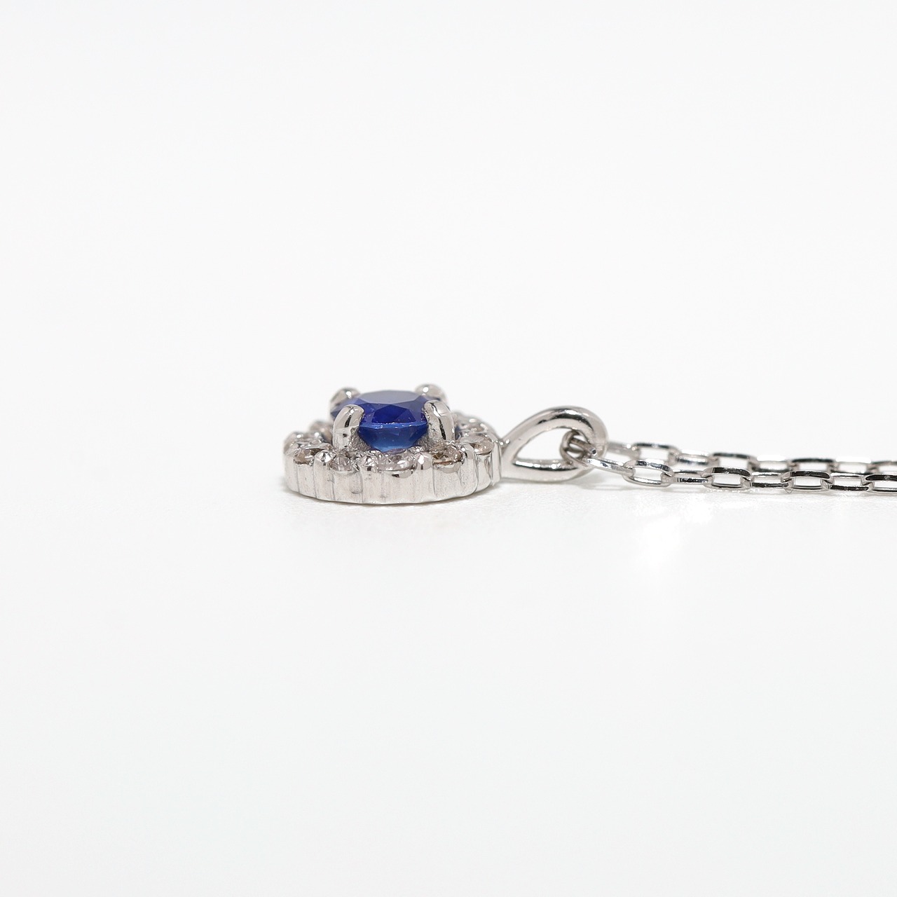 サファイア ネックレス pt / 0.100ct / DA 0.060ct