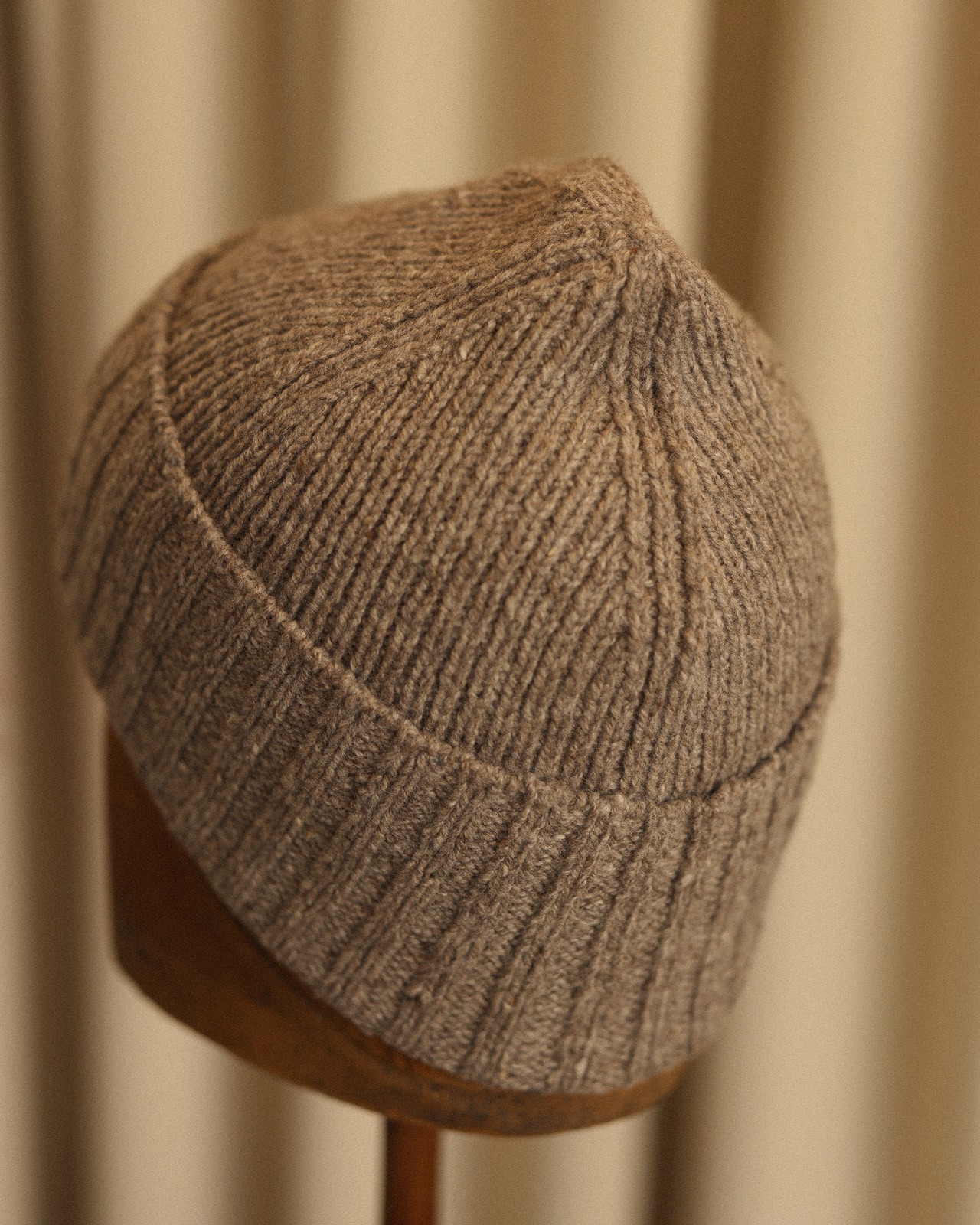 WV × Cassandra Harada / Knit Cap Dark Beige
