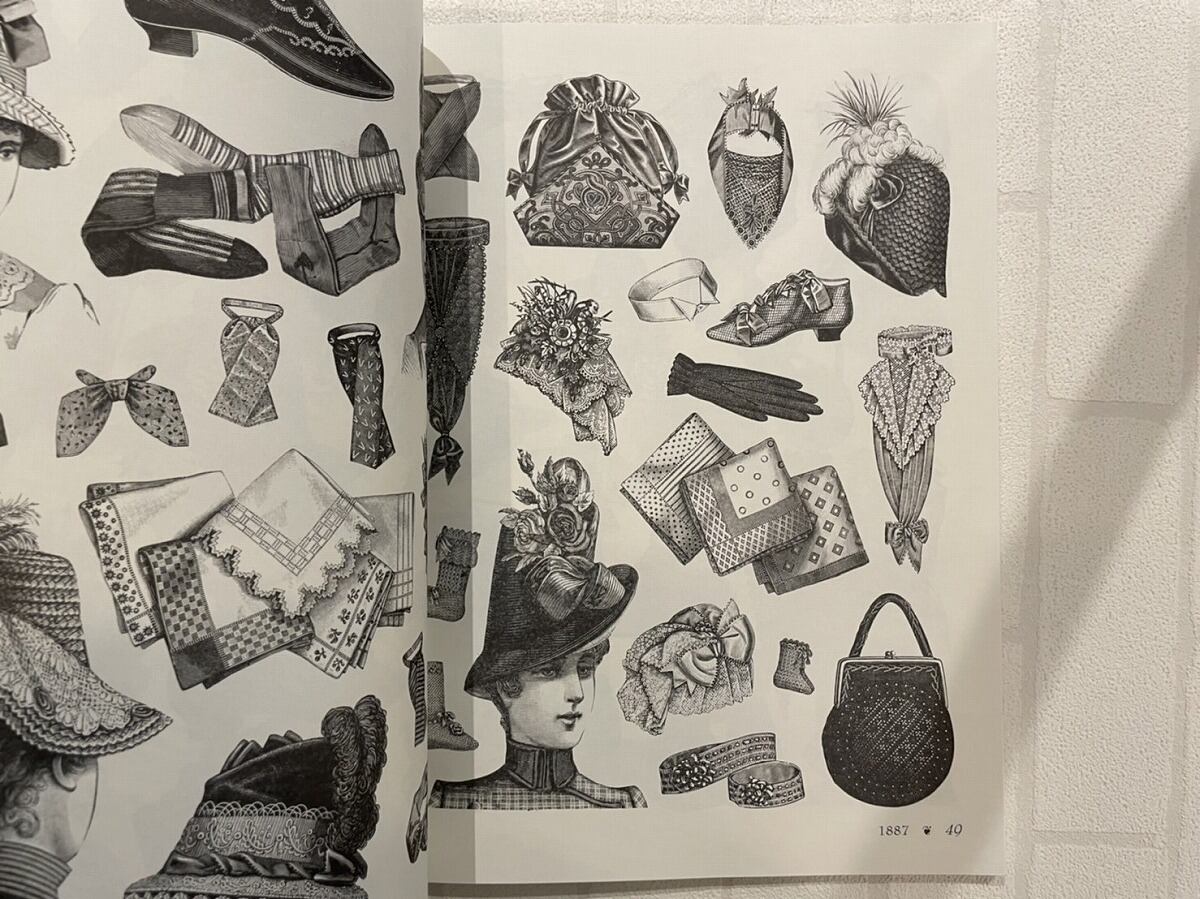 【VF209】Shoes, Hats and Fashion Accessories: A Pictorial Archive, 1850-1940 /visual book | KITAZAWA BOOKSTORE 【VF209】Shoes, Hats and Fashion Accessories: A Pictorial Archive, 1850-1940 /visual book | KITAZAWA BOOKSTORE