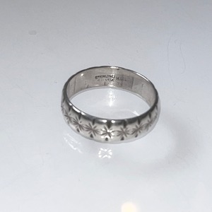 vintage engraved silver ring