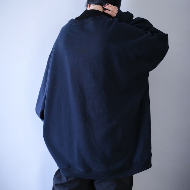 "狼×刺繍" super over silhouette black mode sweat