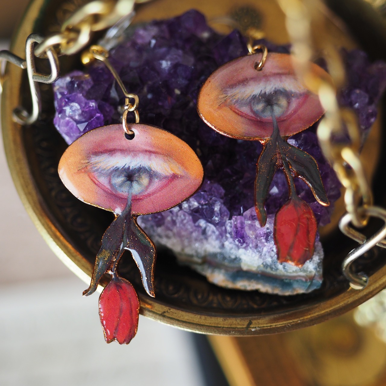 美しい瞳に咲く花　片耳かざり