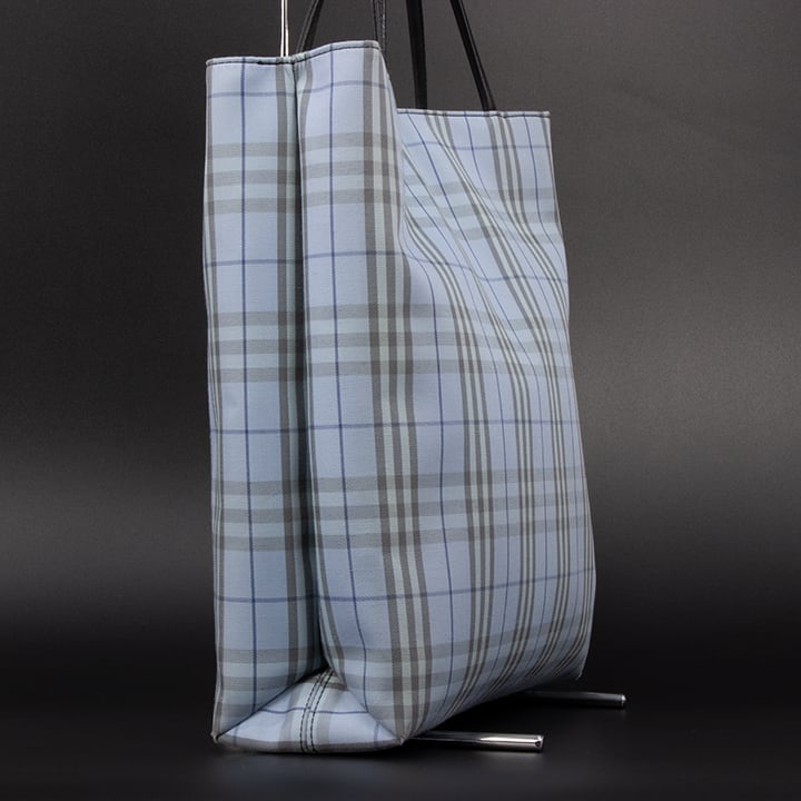 限界価格・送料無料・良品】Burberry・バーバリー・トートバッグ