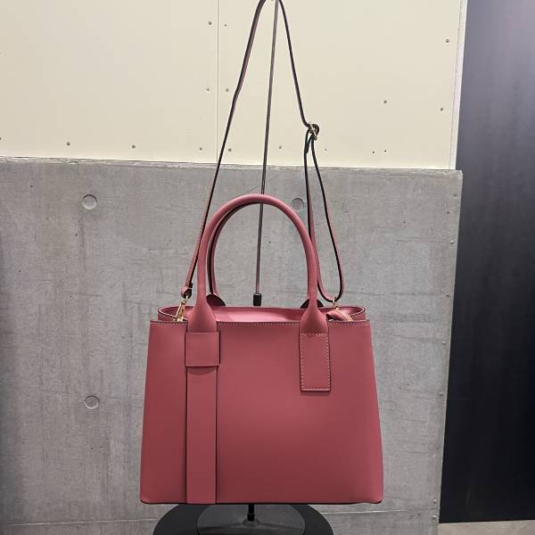 牛革 スムースレザー ショルダーストラップ付 横型バッグ 2Way仕様