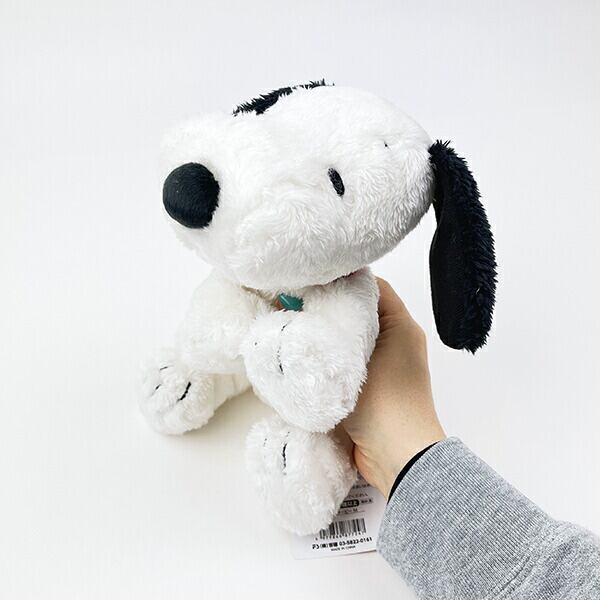 SNOOPY - スヌーピーミュージアム　くたくた　ぬいぐるみ スヌーピー くたくた ぬいぐるみ(M) SNOOPY | キャラクターグッズの
