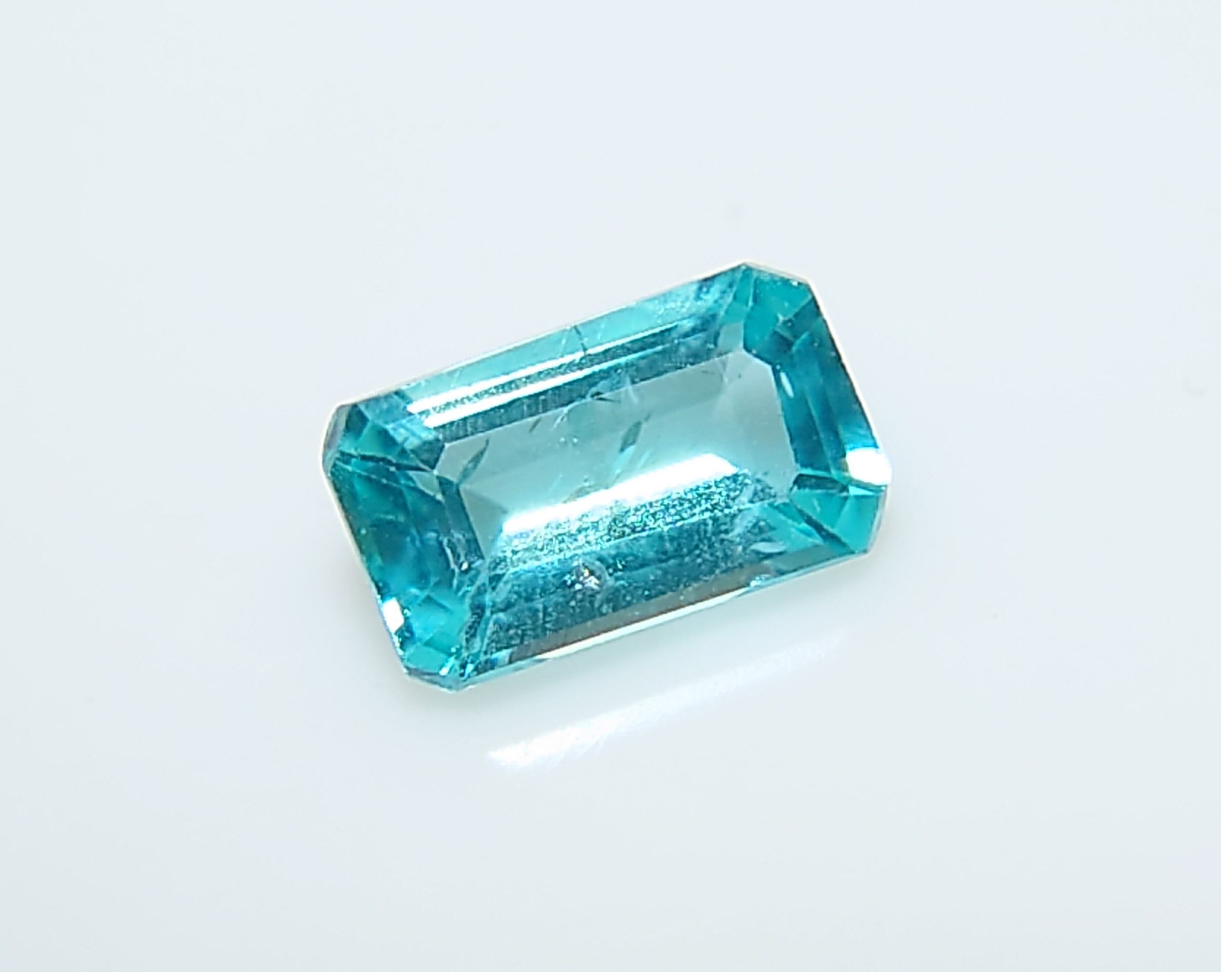 美品！ アパタイト 0.58ct ステップ ルース（LA-5141） | ＬＡＧＯＯＮ