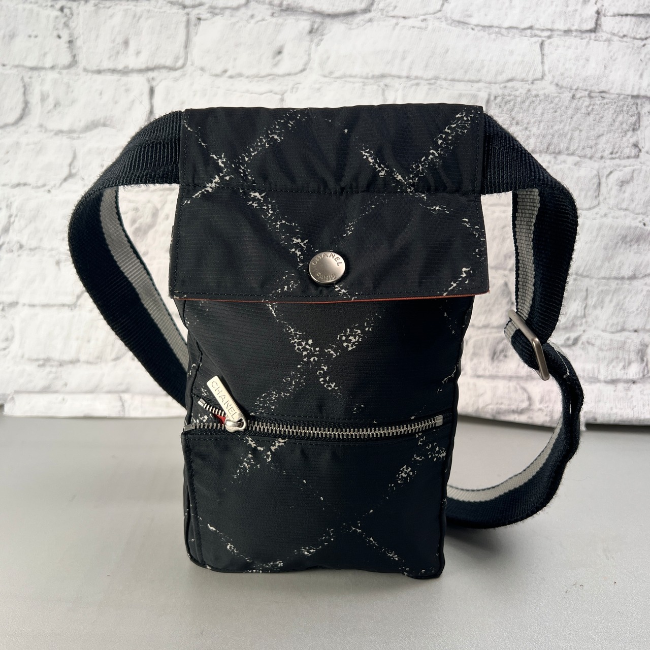 CHANEL シャネル ニュートラベルライン ナイロン ショルダーバッグ 黒 A-14204