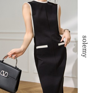 Monotone piping dress S1440