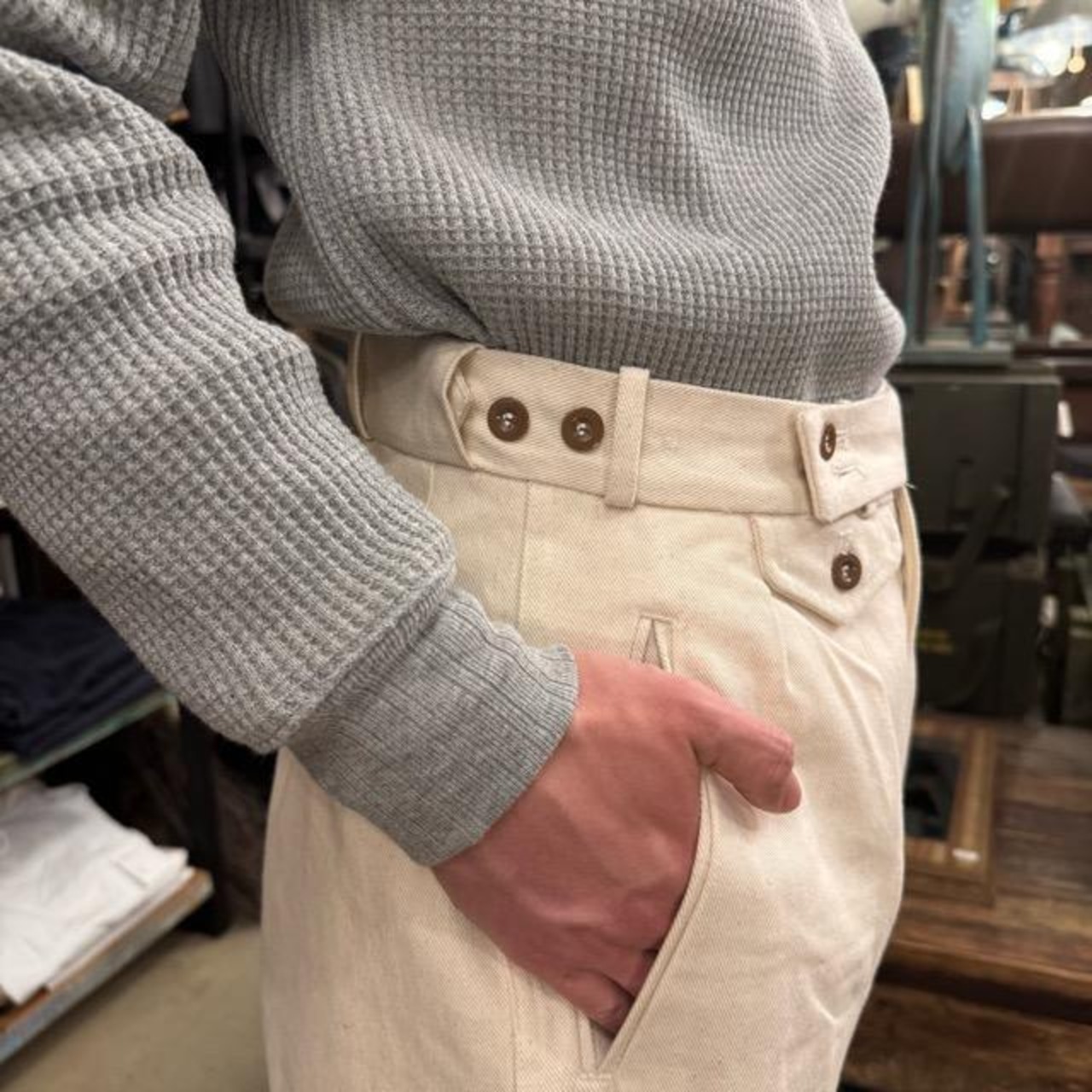 ドイツタイプ NAVY トロピカル グルカパンツ　ナチュラル　ドイツ軍　トロピカルユニホーム　ファッション　メンズ　軍物　ミリタリー　パンツ　サスペンダー