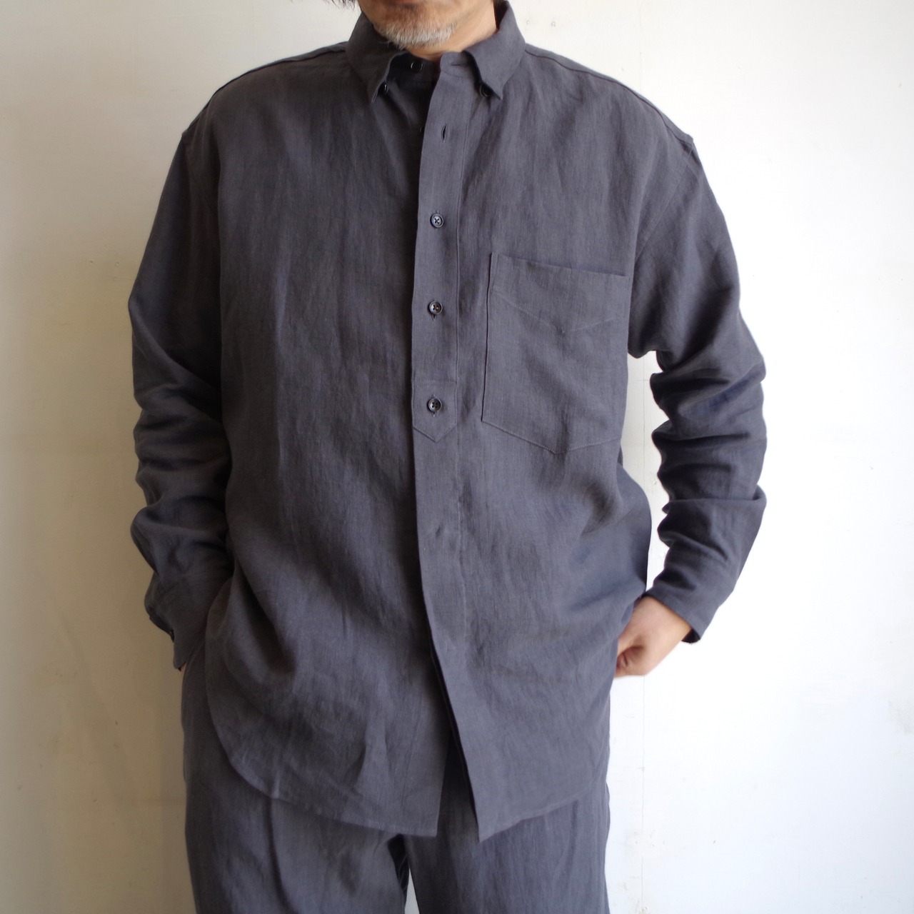 comm.arch.  French Linen Lawn B.D. Shirt