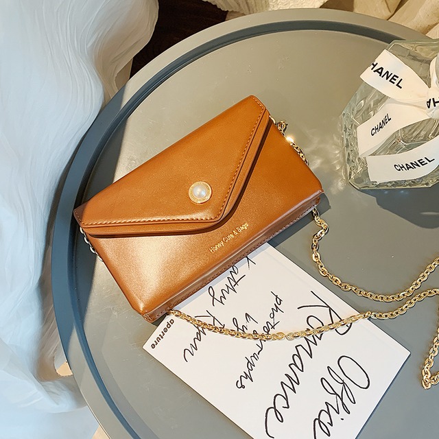 オールマッチスモールバッグ女性2020新しい流行のファッションチェーンショルダーメッセンジャーバッグネットレッドテクスチャスモールスクエアバッグ携帯電話バッグ 手作りハンドバック90696359571