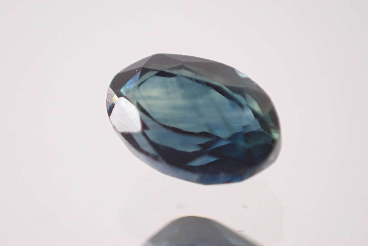 ブルーサファイア(簡易ソーティング付)　0.703ct　[D9-141]
