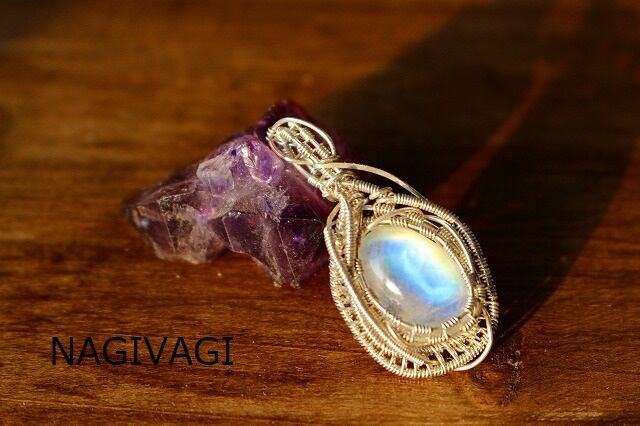 Rainbowmoonstone silver pendant