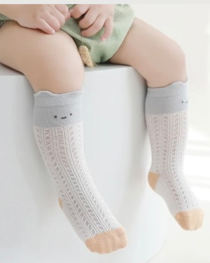 お顔が着いてるベビー靴下