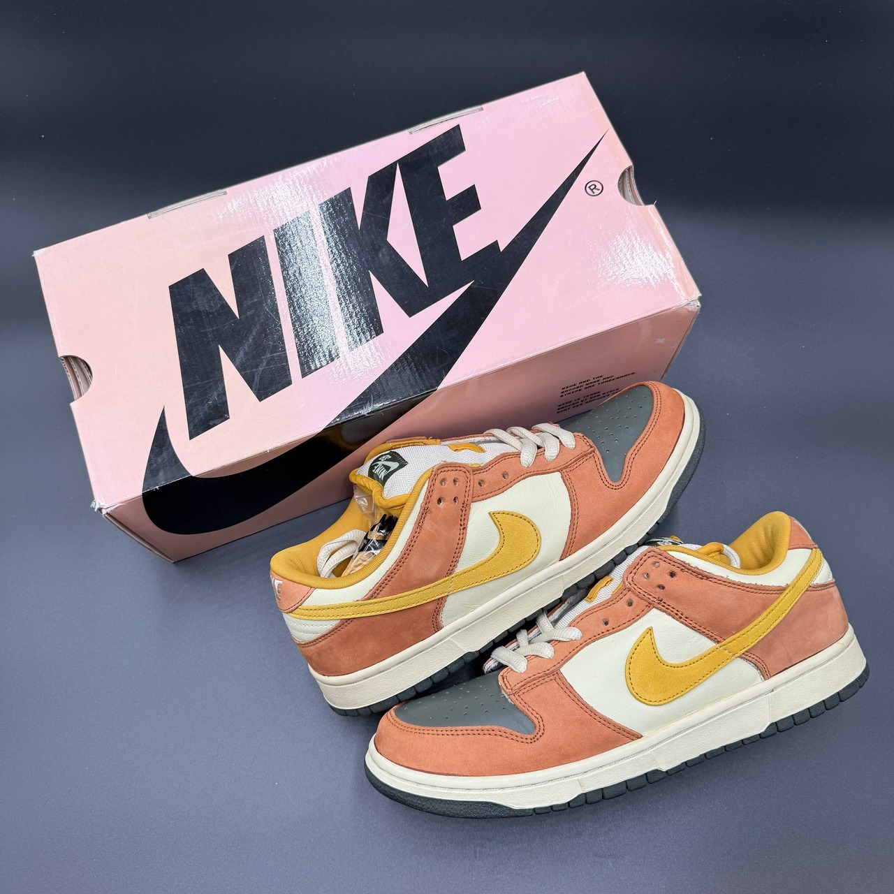 SB DUNK LOW PRO VAPOR MINERAL YELLOW 304292-271