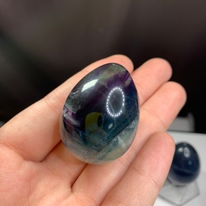 T12.綺麗なグラデーションフローライトたまご