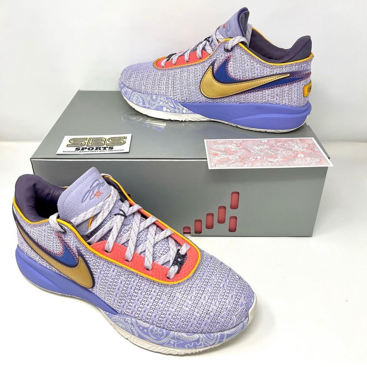 NIKE LeBron XX Purple and Gold ナイキ レブロン 20 パープル ゴールド