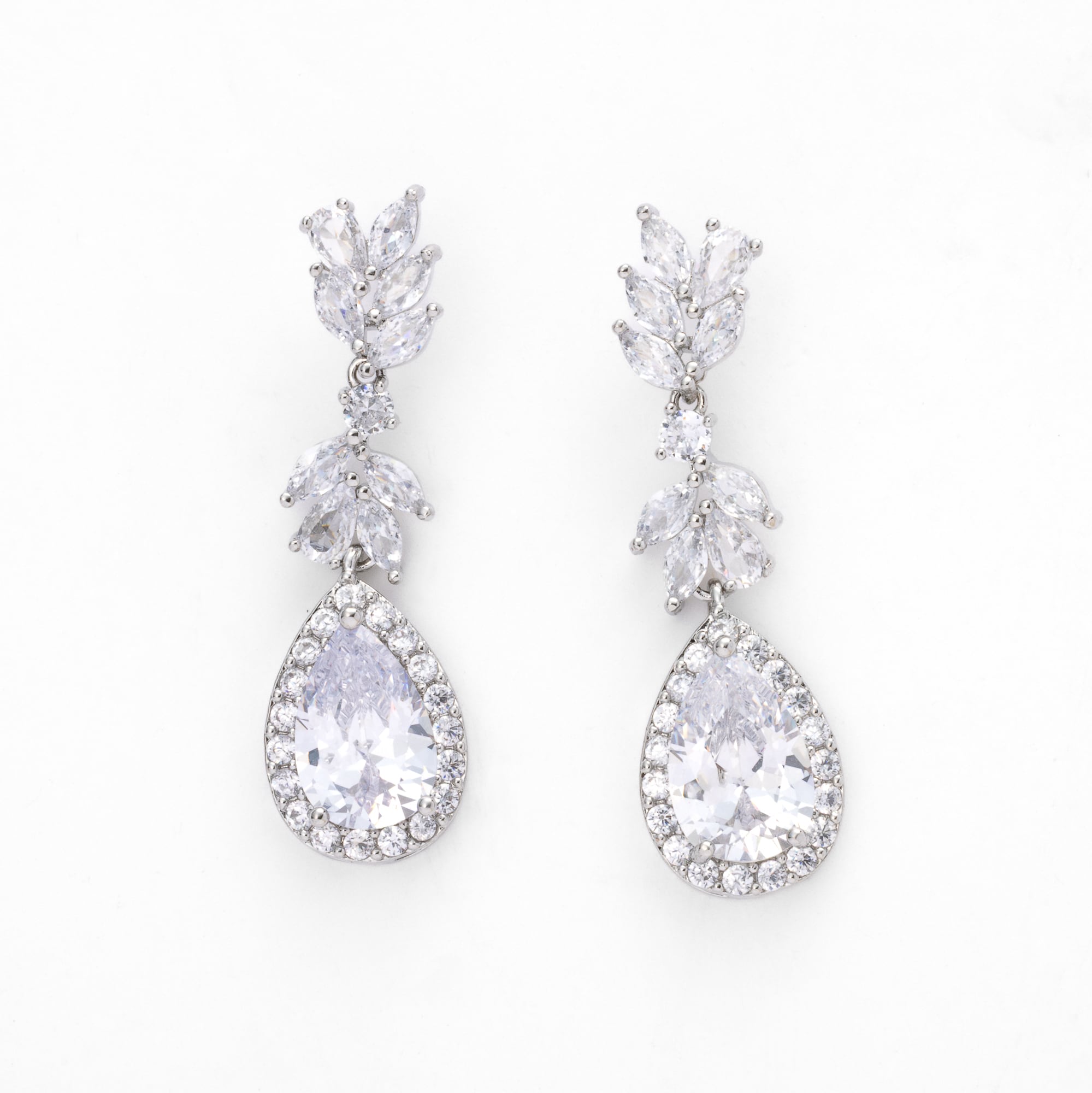 E-126 キュービックジルコニア Pear Shapeピアス | ウェディング