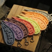 MMS EMBLEM KEYHOLDER - キャンパーイエロー