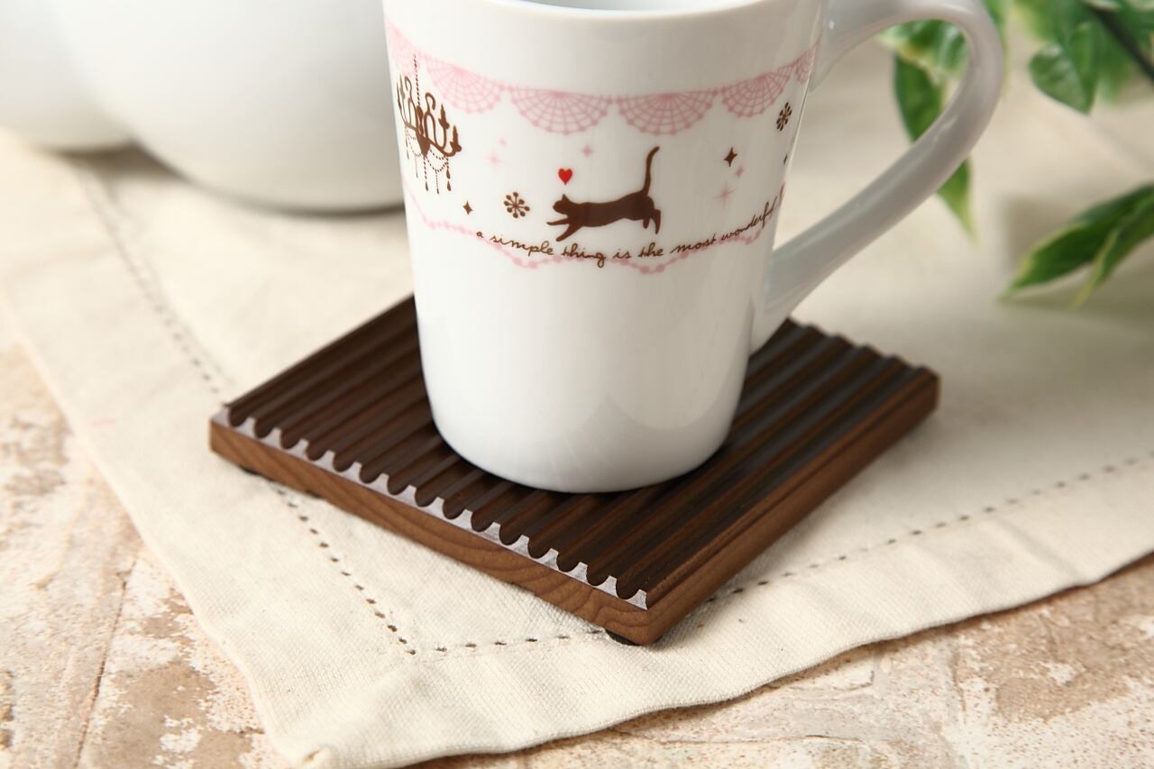 岐阜の山で採れたコースター ブラウン km−17BR 4枚セット | 加藤木工