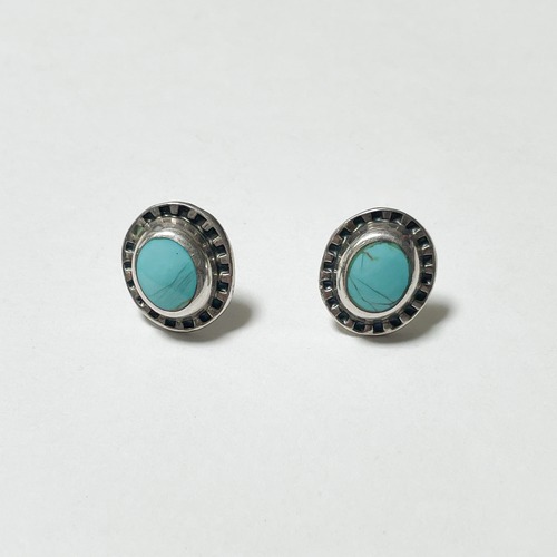 Old 925 Silver Oval Turquoise Pirced Earrings Made In Mexico