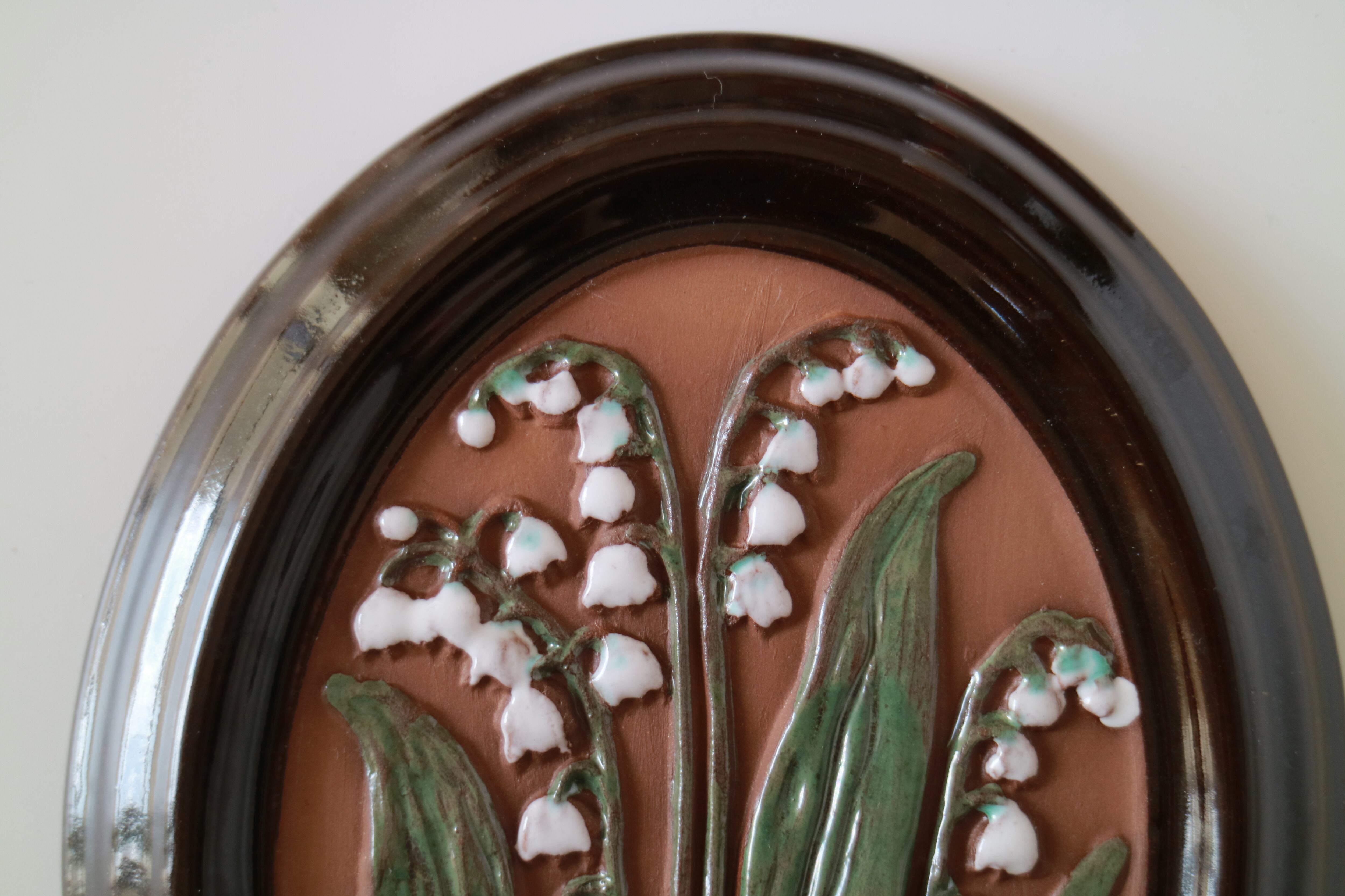 GABRIEL ガブリエル / wall plate スズランの 陶板 No.3543 | Taloni