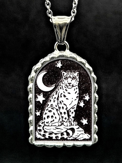 月窓 - ユキヒョウ