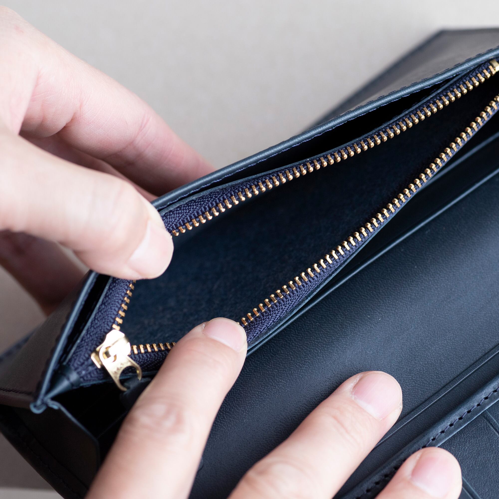 スリムロングウォレット (アラバスタレザー) 【aw-12hn】 | artigiano